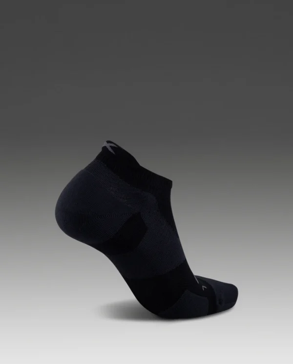 2XU Vectr Light Cushion No Show Compression Socks - Image 6