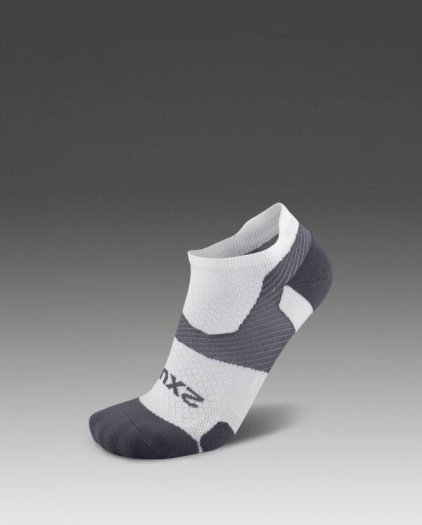 2XU Vectr Light Cushion No Show Compression Socks