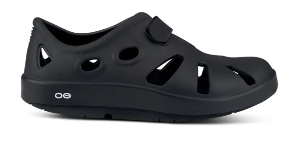 Oofos Men's OOcandoo Sandal - Black